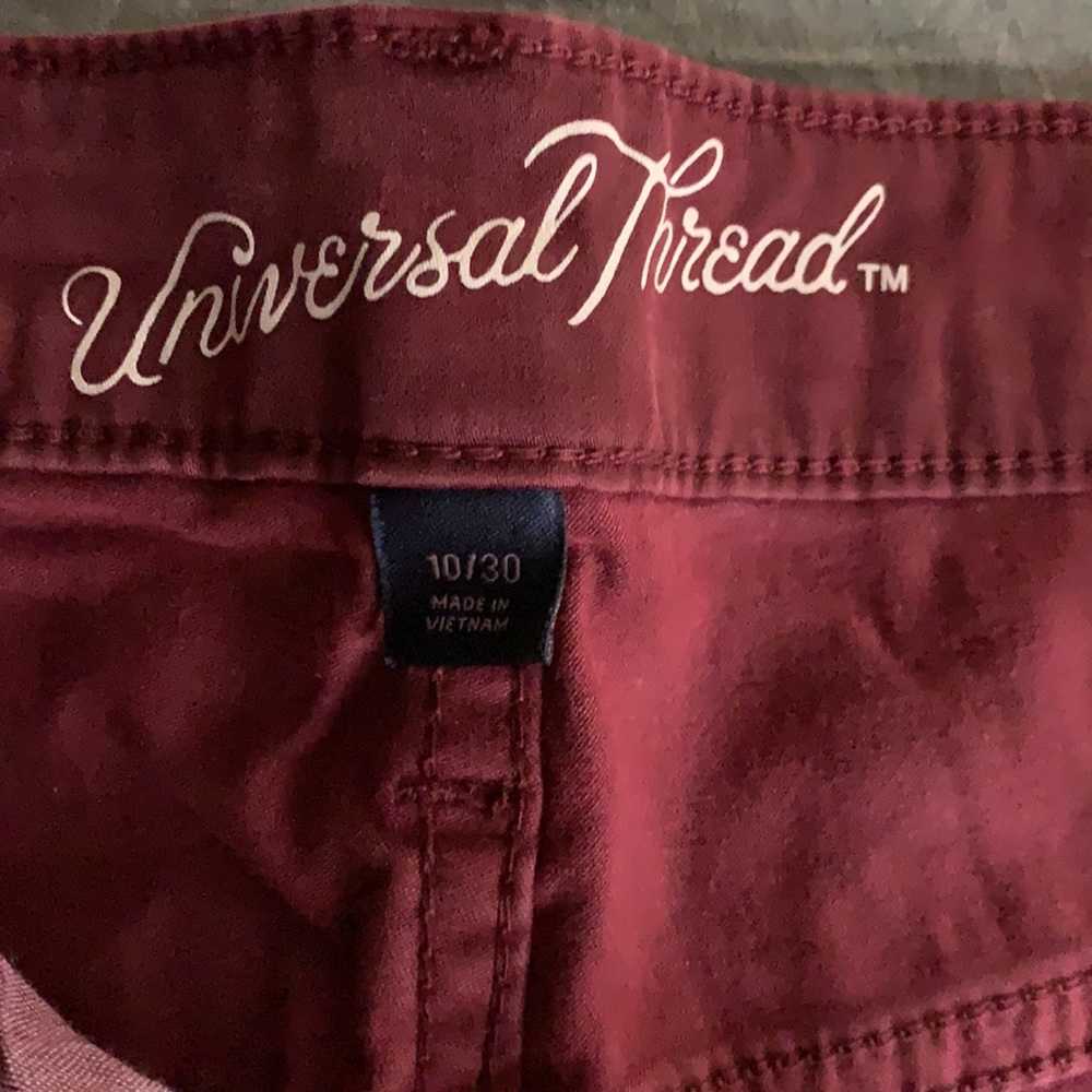 Shorts - Picture 3 of 3